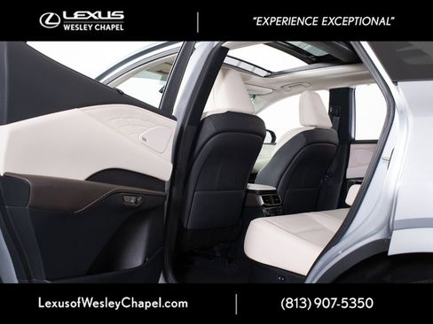 Used 2024 Lexus RX 350 FWD w/ Convenience Package image 24