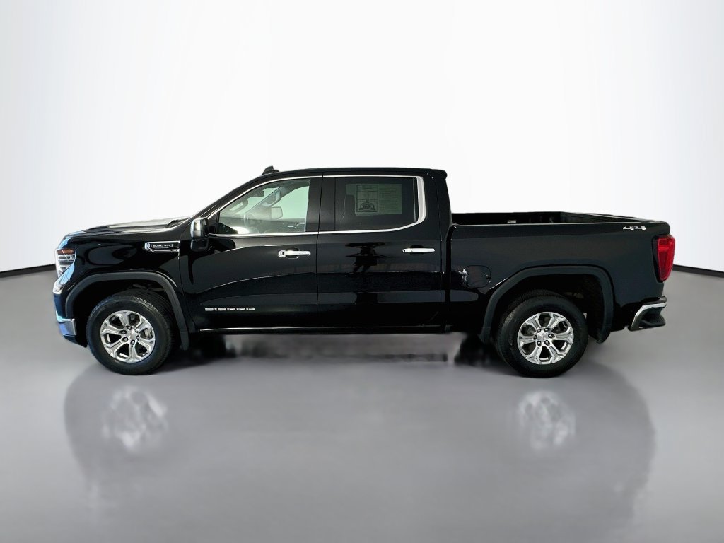 Used 2025 GMC Sierra 1500 SLT AWD/4WD image 4