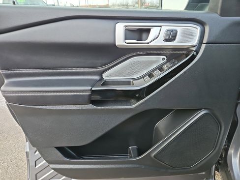 Used 2021 Ford Explorer ST w/ Equipment Group 401A image 10