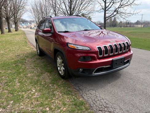 Used 2014 Jeep Cherokee Limited image 14