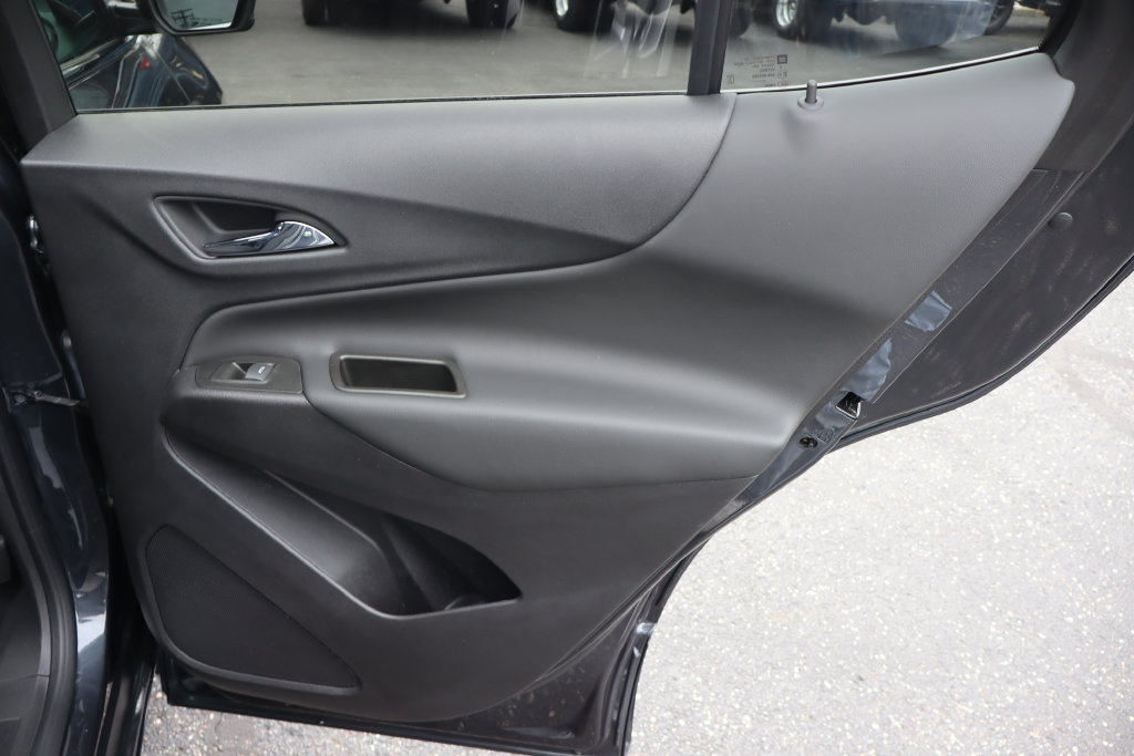 Used 2023 Chevrolet Equinox LT FWD image 29