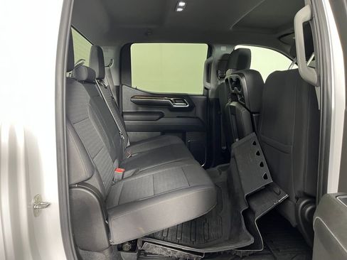 Used 2024 GMC Sierra 1500 SLE w/ X31 Off-Road Package image 15