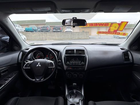 Used 2014 Mitsubishi Outlander Sport ES image 12