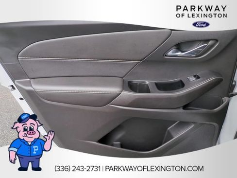 Used 2023 Chevrolet Traverse Premier w/ Redline Edition FWD image 29