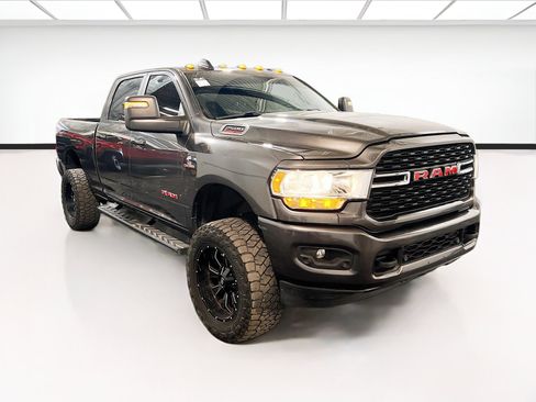 Used 2023 RAM 2500 Big Horn w/ Level 1 Equipment Group AWD/4WD image 3