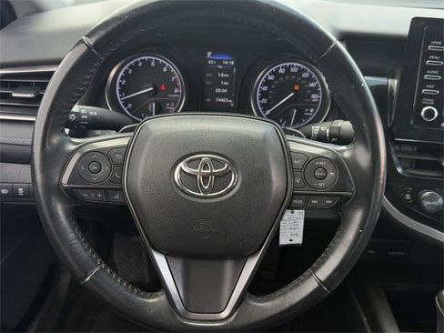 Used 2023 Toyota Camry SE image 12