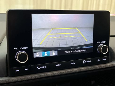 Certified 2023 Honda CR-V LX image 3