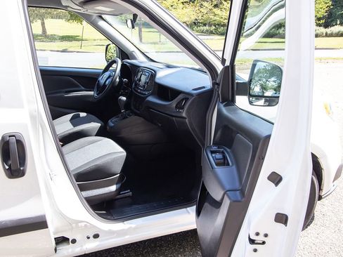 Used 2022 RAM ProMaster City Tradesman image 17