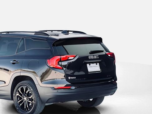 Used 2021 GMC Terrain SLT w/ Infotainment Package II image 8