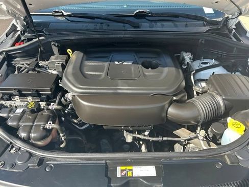 Used 2018 Jeep Grand Cherokee Altitude AWD/4WD image 9