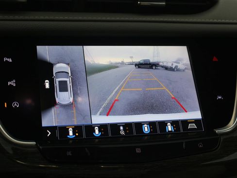 Used 2020 Cadillac XT6 Premium Luxury image 25