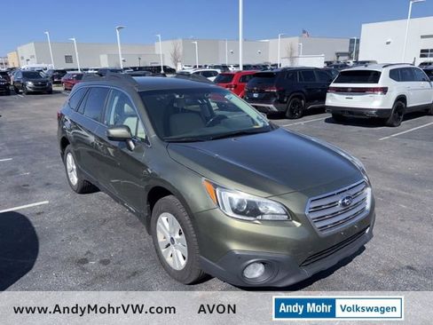 Used 2016 Subaru Outback 2.5i Premium image 4