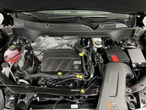 New 2026 Chevrolet Trax LT w/ Driver Confidence Package image 27