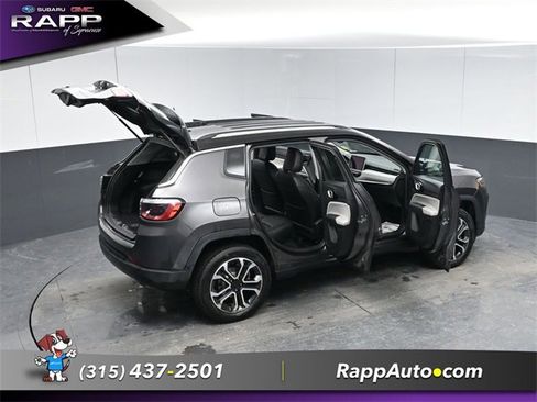 Used 2022 Jeep Compass Limited image 22
