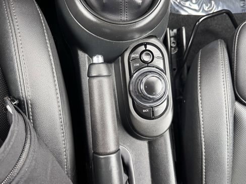 Used 2024 MINI Cooper S image 10