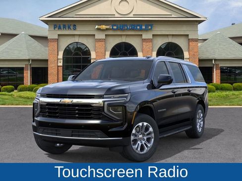 New 2026 Chevrolet Suburban LS image 7