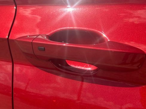 Used 2023 Volkswagen Jetta SE w/ Panoramic Sunroof Package image 32