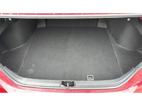 Used 2022 Toyota Camry LE FWD image 30