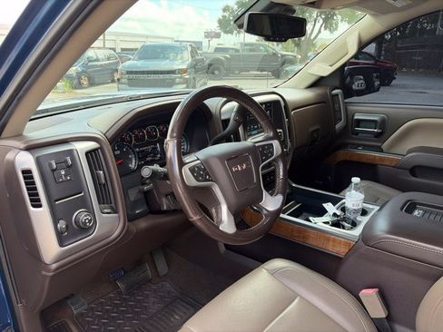 Used 2018 GMC Sierra 1500 SLT w/ Enhanced Driver Alert Package RWD image 25