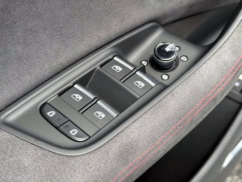 Used 2026 Audi RS Q8 performance AWD/4WD image 19