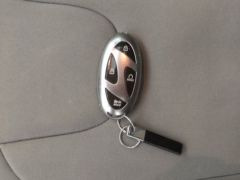Used 2024 Hyundai Elantra SEL w/ Convenience Package FWD image 32