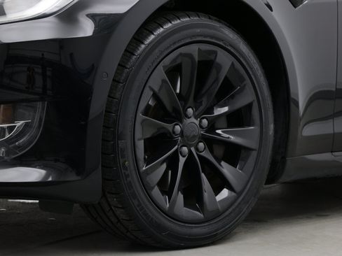 Used 2018 Tesla Model S 100D AWD/4WD image 8