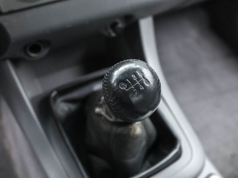 Used 2006 Toyota Tacoma V6 image 14