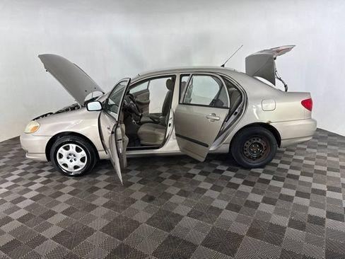 Used 2003 Toyota Corolla CE FWD image 11