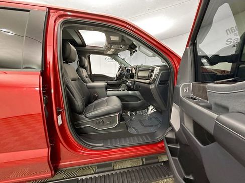 Used 2024 Ford F250 Lariat w/ Lariat Ultimate Package image 31