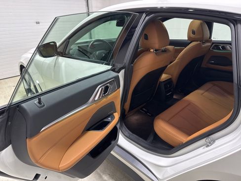 Used 2023 BMW i4 eDrive35 w/ Premium Package image 39