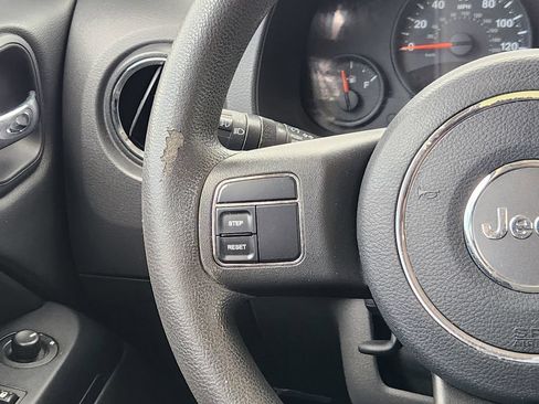 Used 2011 Jeep Patriot Sport w/ PWR Value Group FWD image 27