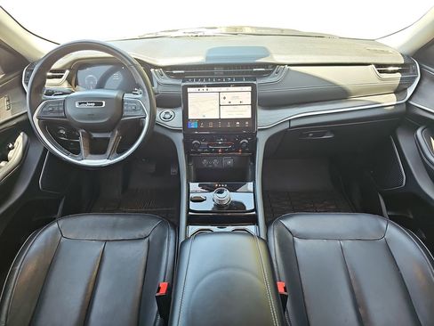 Used 2021 Jeep Grand Cherokee L Limited AWD/4WD image 9