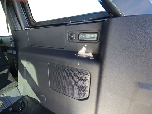 Used 2023 Ford Bronco Everglades image 21