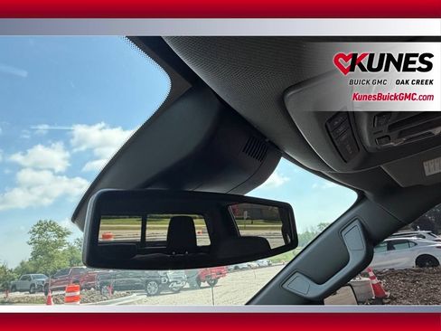 Used 2022 GMC Sierra 1500 SLT w/ SLT Convenience Package AWD/4WD image 26