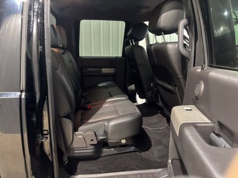 Used 2016 Ford F250 Lariat w/ Lariat Interior Package image 30