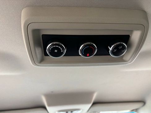 Used 2012 Dodge Journey SXT w/ Flexible Seating Group image 28