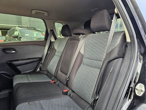 Certified 2023 Nissan Rogue SV image 16