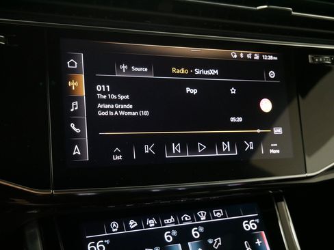 Used 2019 Audi Q8 Prestige AWD/4WD image 22