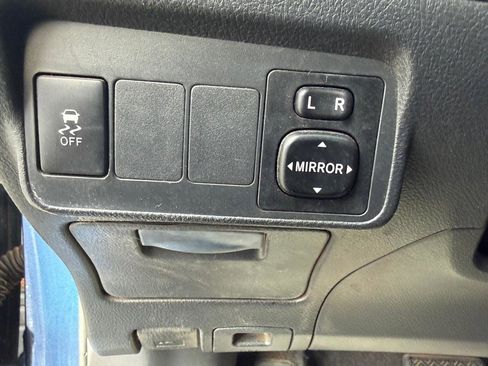 Used 2013 Toyota Corolla S image 26