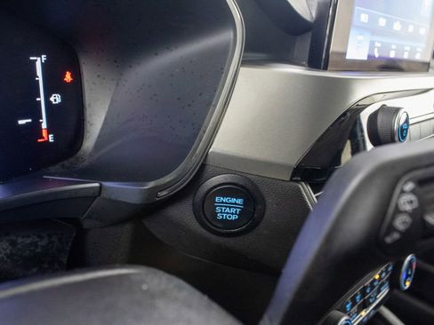 Used 2025 Ford Escape Active image 14