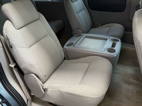 Used 2005 Pontiac Montana SV6 image 13