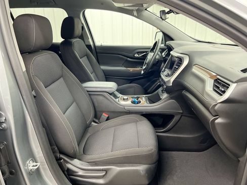 Used 2023 GMC Acadia SLE FWD image 21
