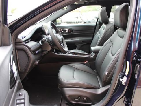 New 2026 Jeep Compass Limited w/ Sun, Sound & Navigation Group AWD/4WD image 12