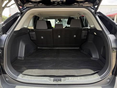 Certified 2025 Toyota RAV4 XLE w/ Convenience Package FWD image 30