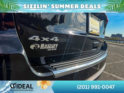 Used 2019 Jeep Grand Cherokee Limited w/ Luxury Group II AWD/4WD image 23