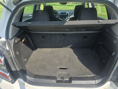 Used 2018 Chevrolet Sonic LT image 10