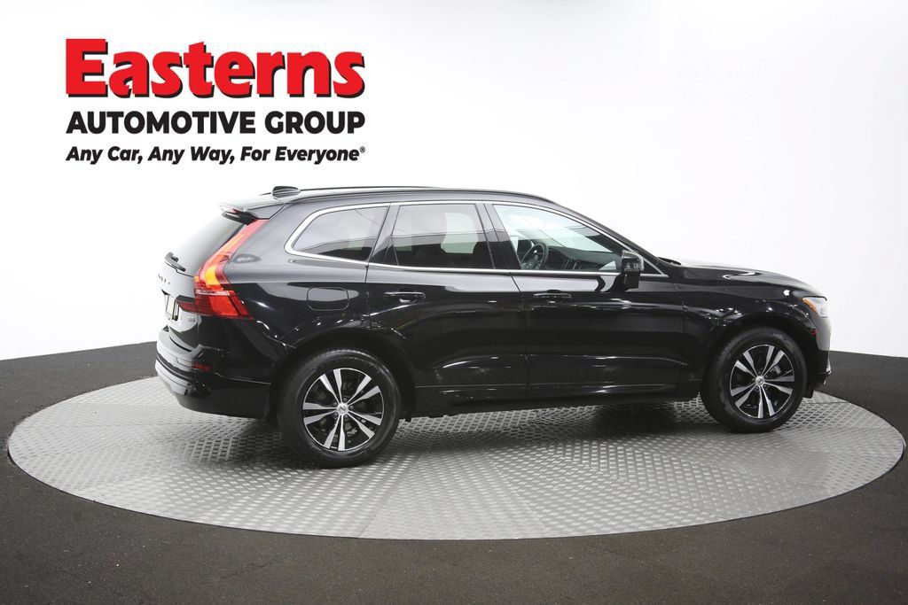 Used 2023 Volvo XC60 B5 Core FWD image 45