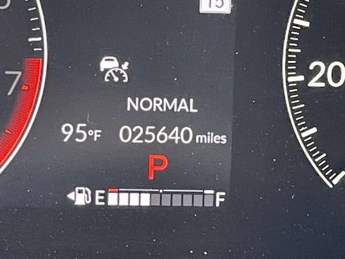 Used 2024 Honda HR-V EX-L image 13