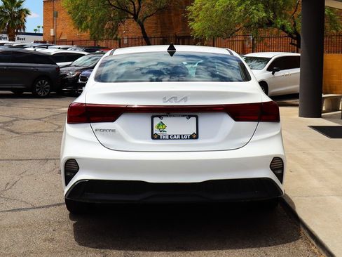 Used 2022 Kia Forte LXS FWD image 11