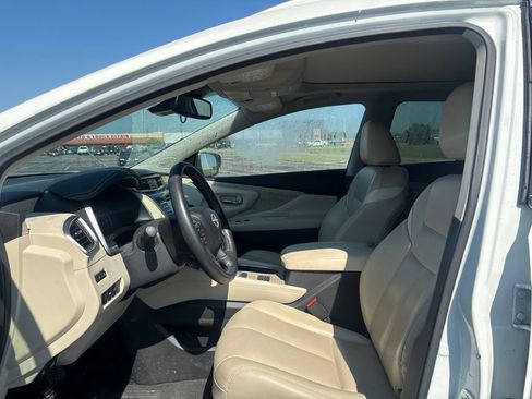 Used 2023 Nissan Murano SL AWD/4WD image 9
